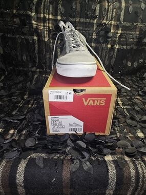 Vans Old Skool Low-Top Sneakers - Light Gray
